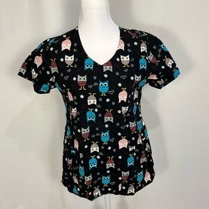 Zoe + Chloe women’s XS Black Owl Print V-Neck Scrub Top - Blue & Pink Owls